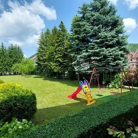 Villa Riverside