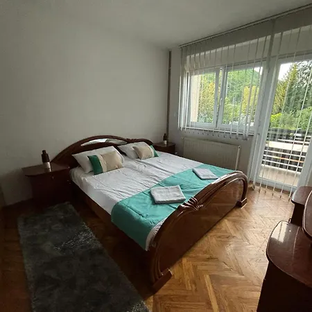 Riverside Villa *